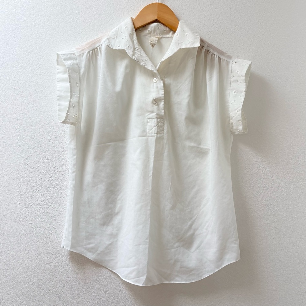 Vintage 60s 70s White Eyelet Short Sleeve Blouse